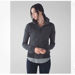 Lululemon Hug It Out Jacket in Heathered Black Size 6